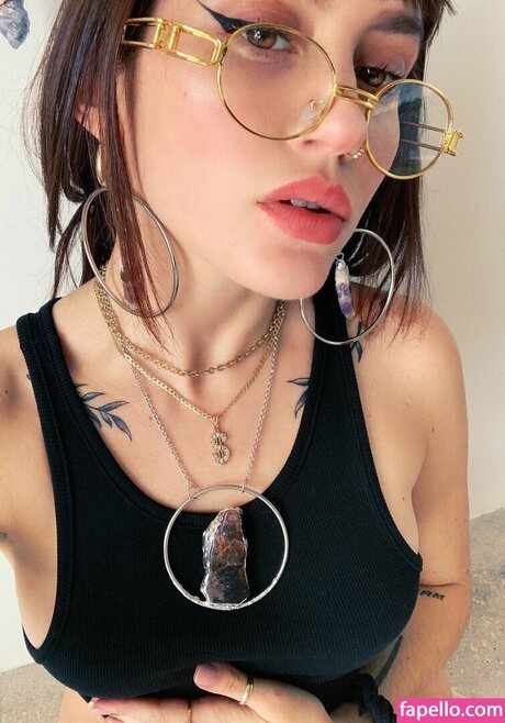 Foto di nudo di fuga di OnlyFans di Earthdarling