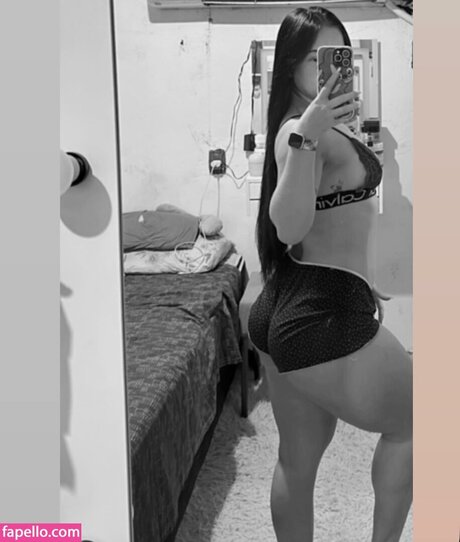 Foto di nudo di fuga di OnlyFans di Luana Rebelo