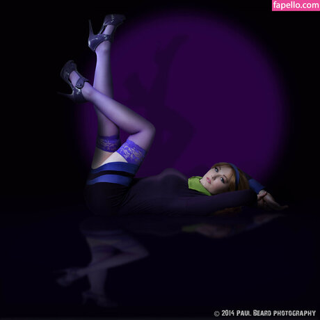 Velma  Daphne Cosplay