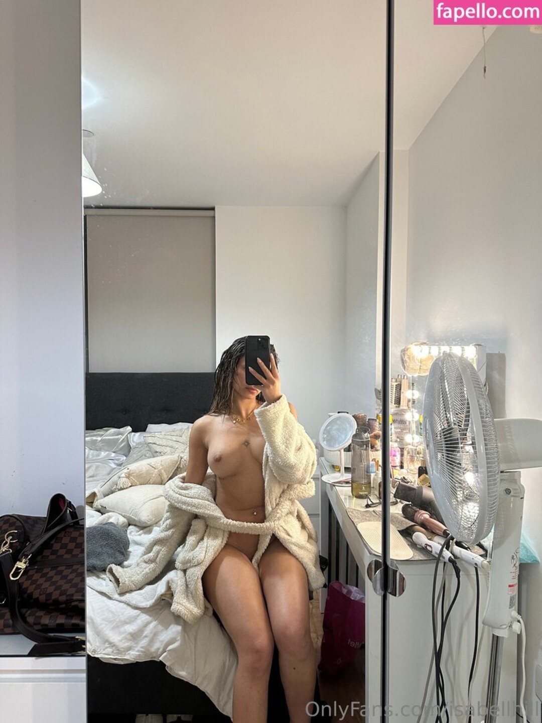 Foto di nudo di fuga di OnlyFans di Isabell Hill #64 Foto di nudo di fuga di OnlyFans di Isabell Hill #64