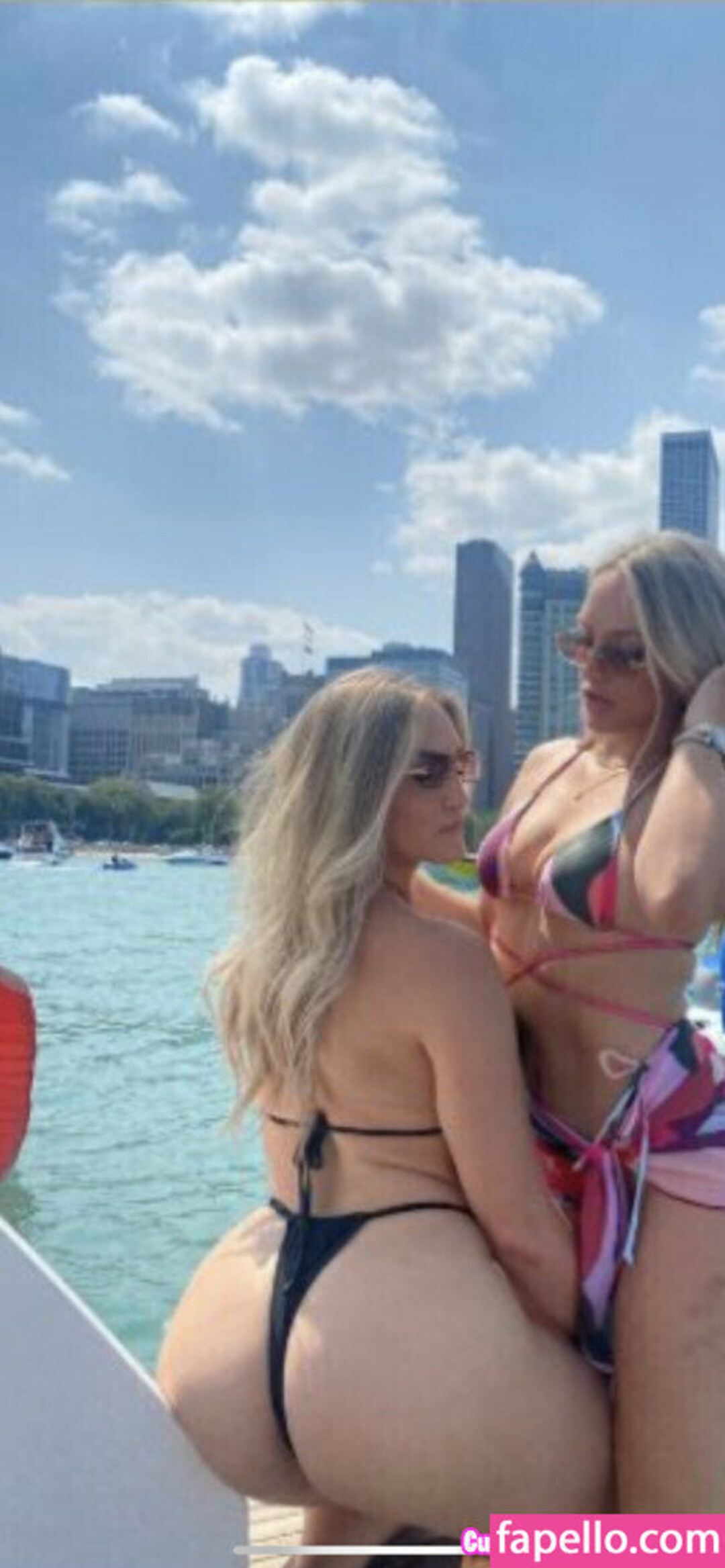 Foto di nudo di fuga di OnlyFans di Fine Twins #20 Foto di nudo di fuga di OnlyFans di Fine Twins #20