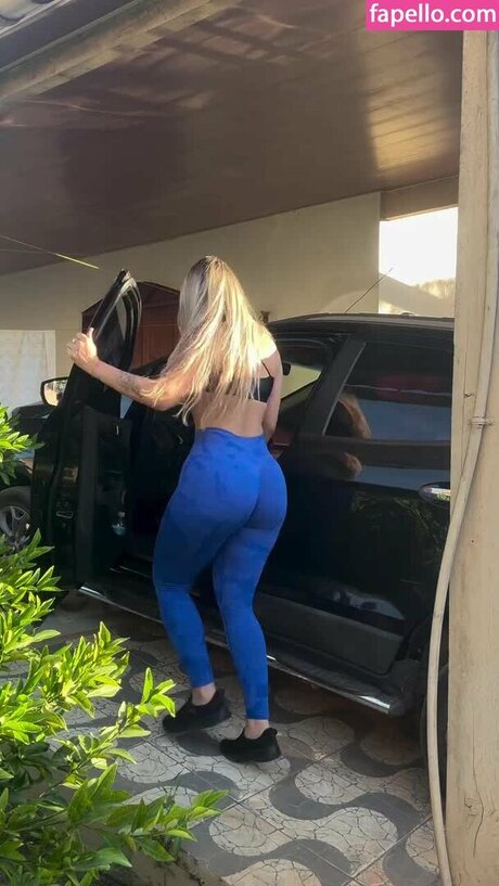 Foto di nudo di fuga di OnlyFans di Marilane