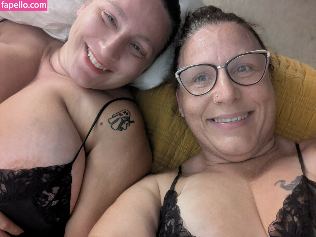 Foto di nudo di fuga di OnlyFans di Refashionedhippie #36 Foto di nudo di fuga di OnlyFans di Refashionedhippie #36