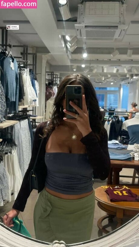 Foto di nudo di fuga di OnlyFans di Nihad Sadat