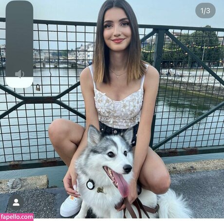 Foto di nudo di fuga di OnlyFans di Juliette Arz