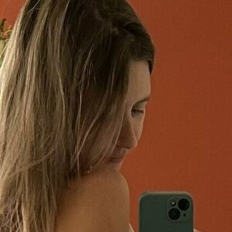 Foto di nudo di fuga di OnlyFans di Partypits