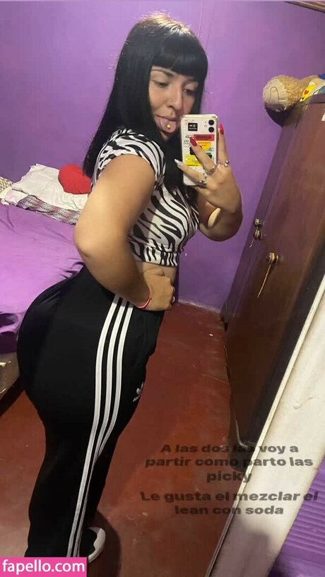 Foto di nudo di fuga di OnlyFans di Micamansillaa