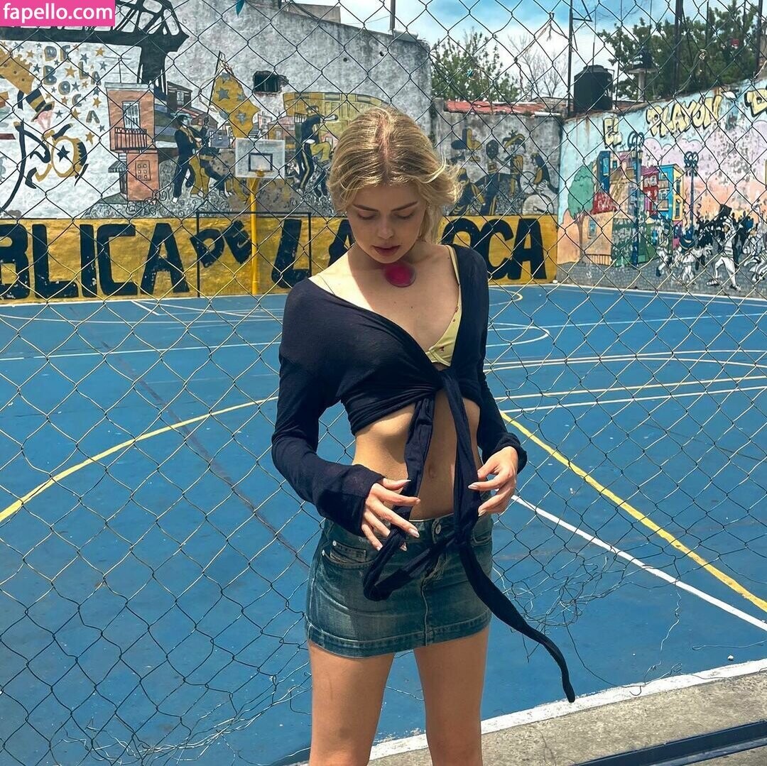 Foto di nudo di fuga di OnlyFans di Dearmathilda #10 Foto di nudo di fuga di OnlyFans di Dearmathilda #10