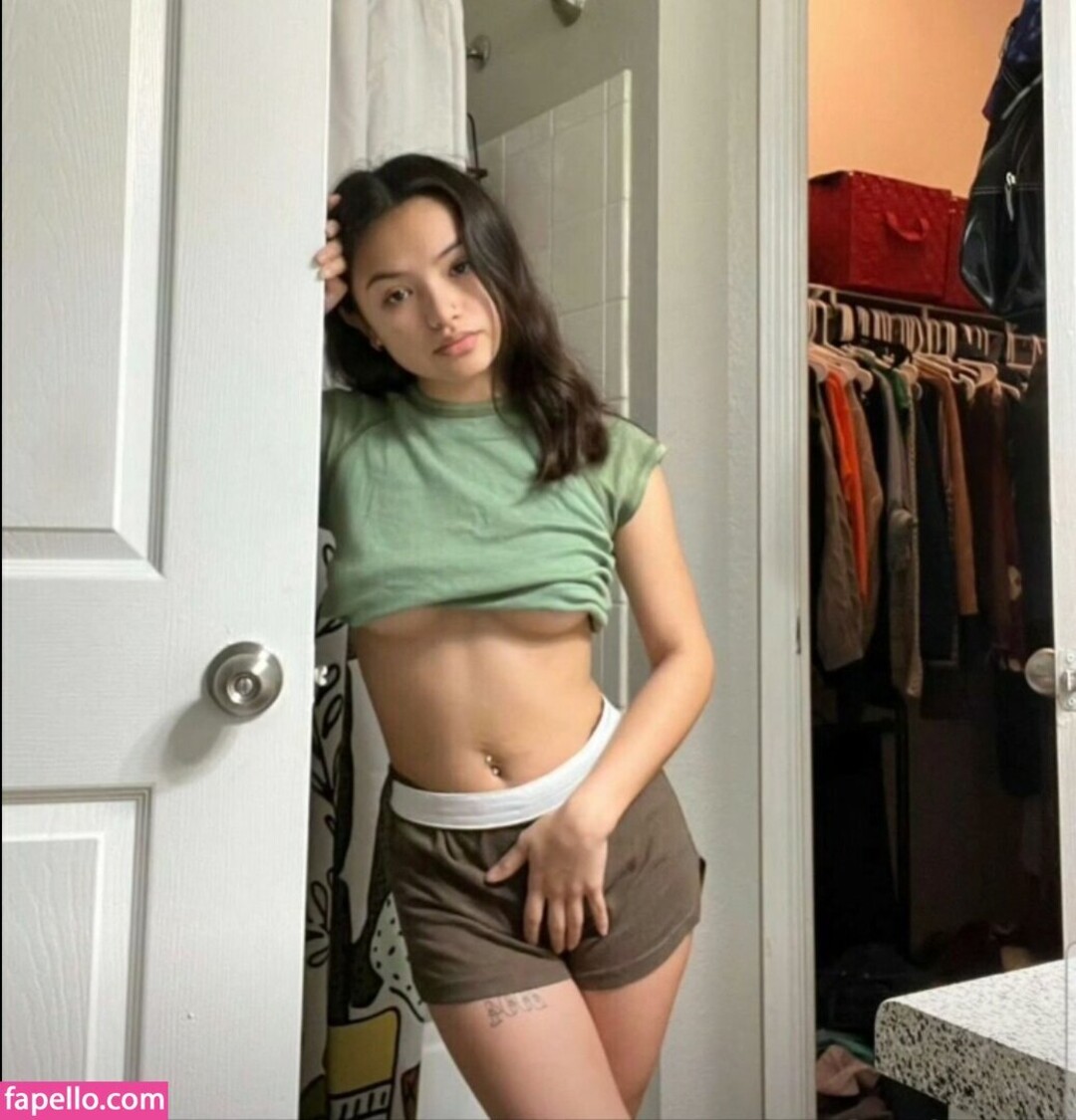 Foto di nudo di fuga di OnlyFans di Angierzzz #11 Foto di nudo di fuga di OnlyFans di Angierzzz #11