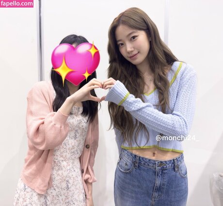 Kazuha Nakamura 中村 一葉