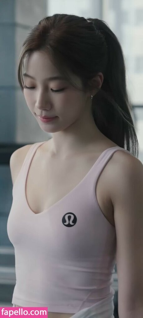 Kazuha Nakamura 中村 一葉