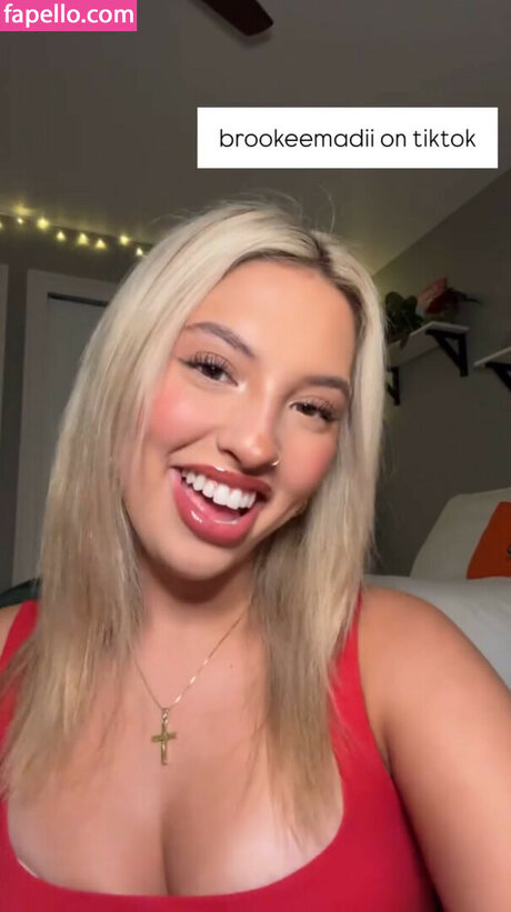 Foto di nudo di fuga di OnlyFans di Cloud Asmr