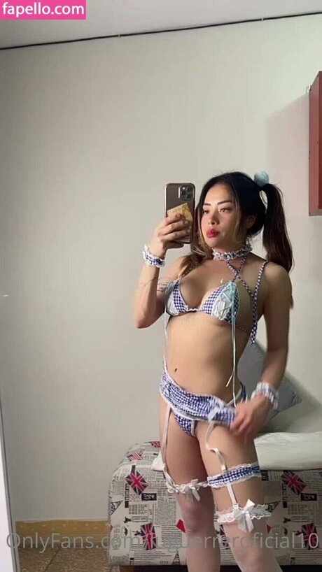 Foto di nudo di fuga di OnlyFans di Luguerreroficial10
