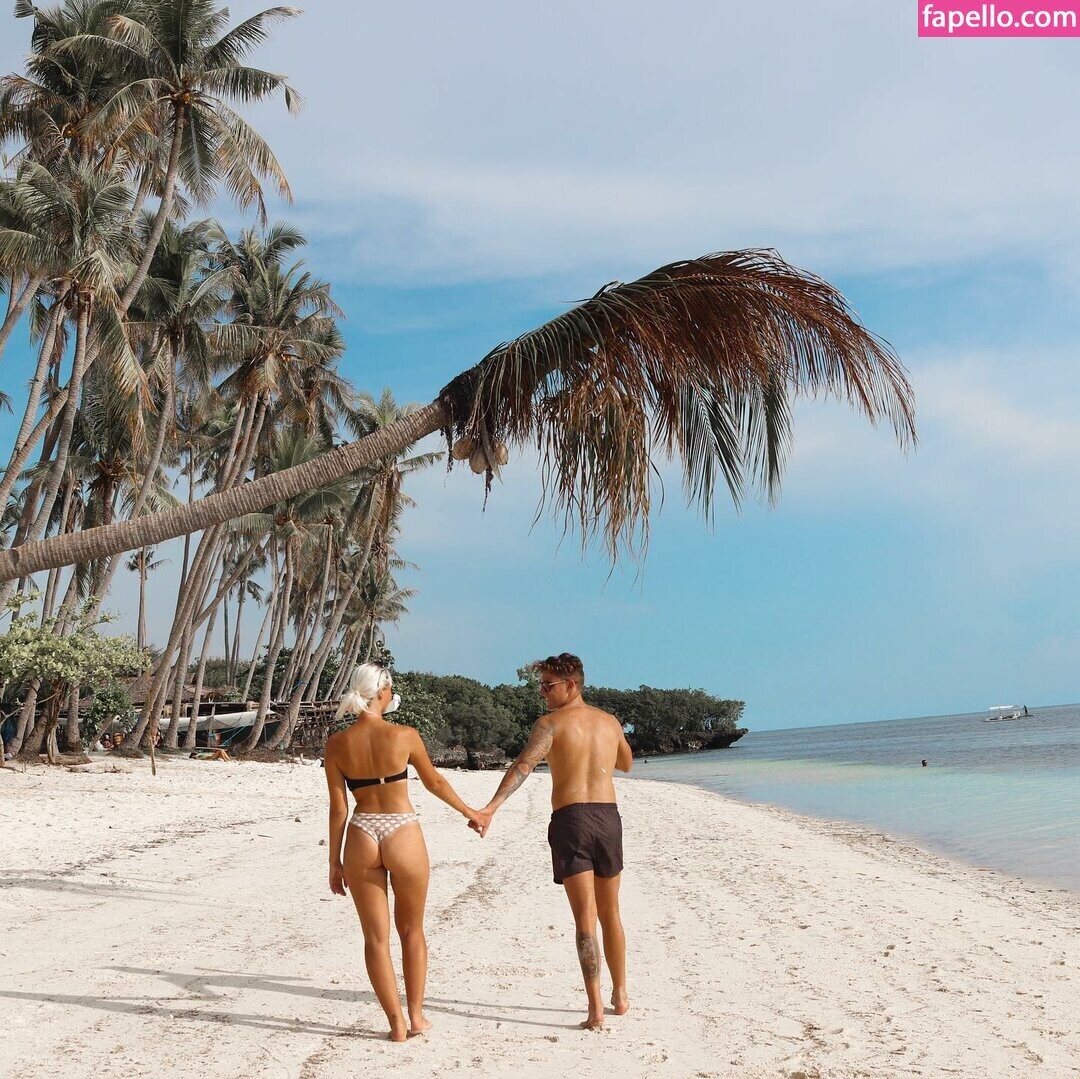 Foto di nudo di fuga di OnlyFans di Dabbleandtravel #19 Foto di nudo di fuga di OnlyFans di Dabbleandtravel #19