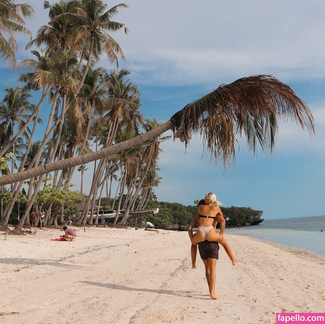 Foto di nudo di fuga di OnlyFans di Dabbleandtravel #23 Foto di nudo di fuga di OnlyFans di Dabbleandtravel #23