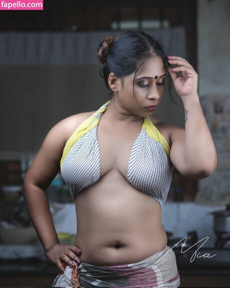 Foto di nudo di fuga di OnlyFans di Gowri Mathews