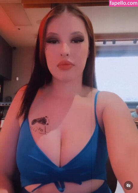 Foto di nudo di fuga di OnlyFans di Alanahreid2025