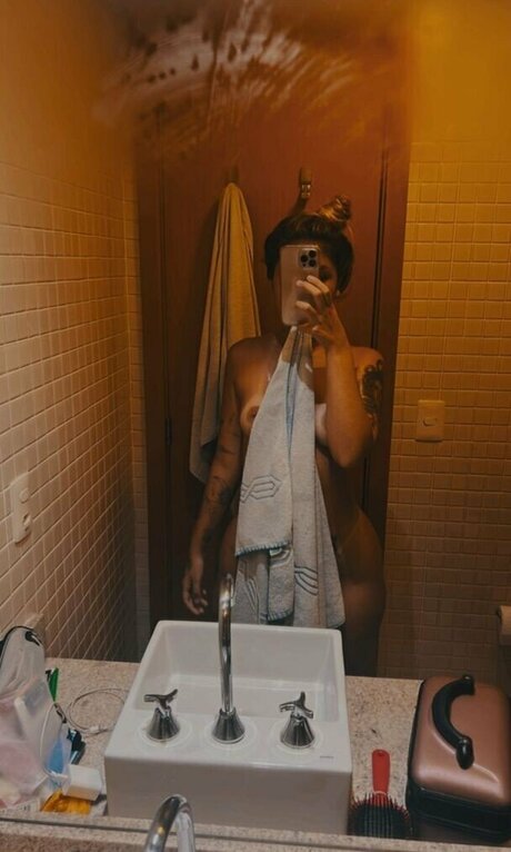 Foto di nudo di fuga di OnlyFans di Pamela Sara