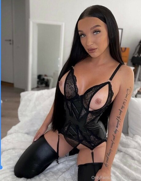 Foto di nudo di fuga di OnlyFans di Inkkubabe