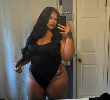 Foto di nudo di fuga di OnlyFans di Taytodayy