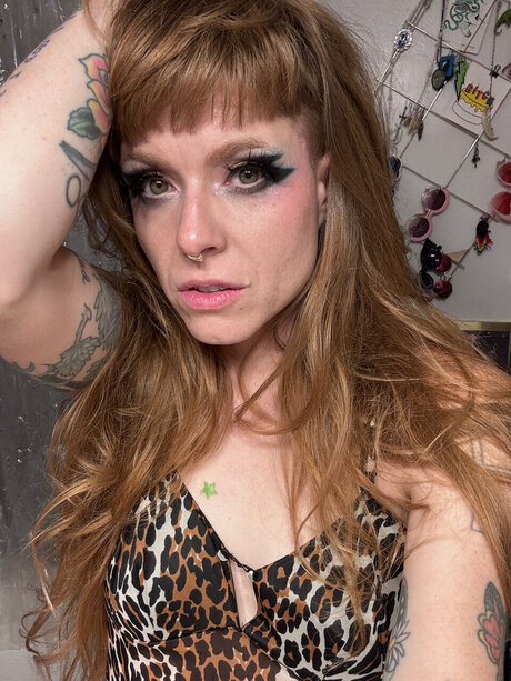 Foto di nudo di fuga di OnlyFans di Lavender Flame