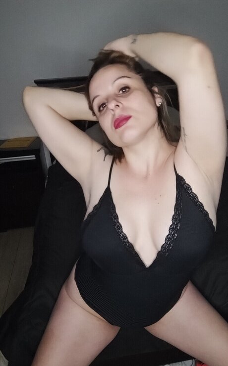 Foto di nudo di fuga di OnlyFans di Romy
