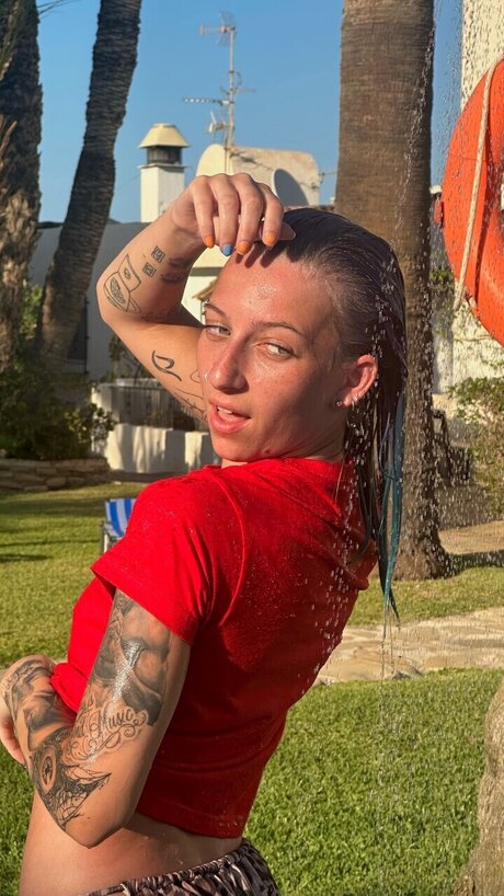 100 Uncensored
