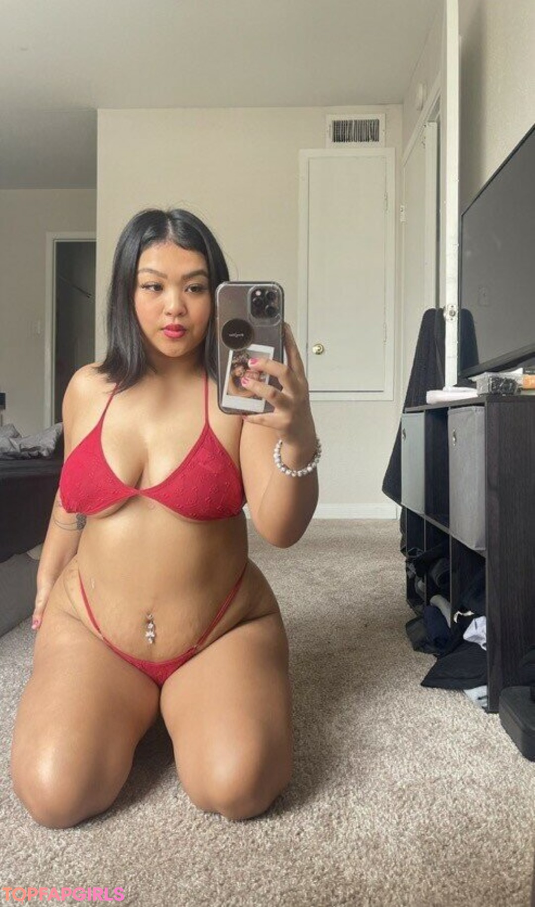 Foto di nudo di fuga di OnlyFans di Sweetbabyelliee #11 Foto di nudo di fuga di OnlyFans di Sweetbabyelliee #11