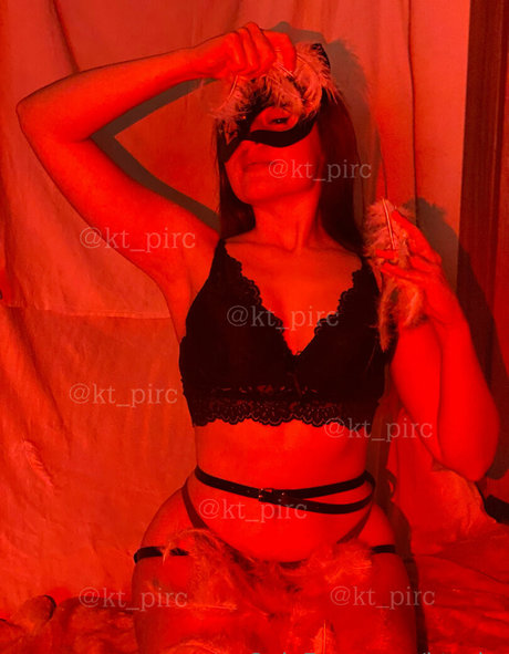 Foto di nudo di fuga di OnlyFans di Ktpirs
