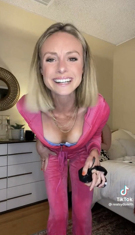 Foto di nudo di fuga di OnlyFans di Realsydsmith