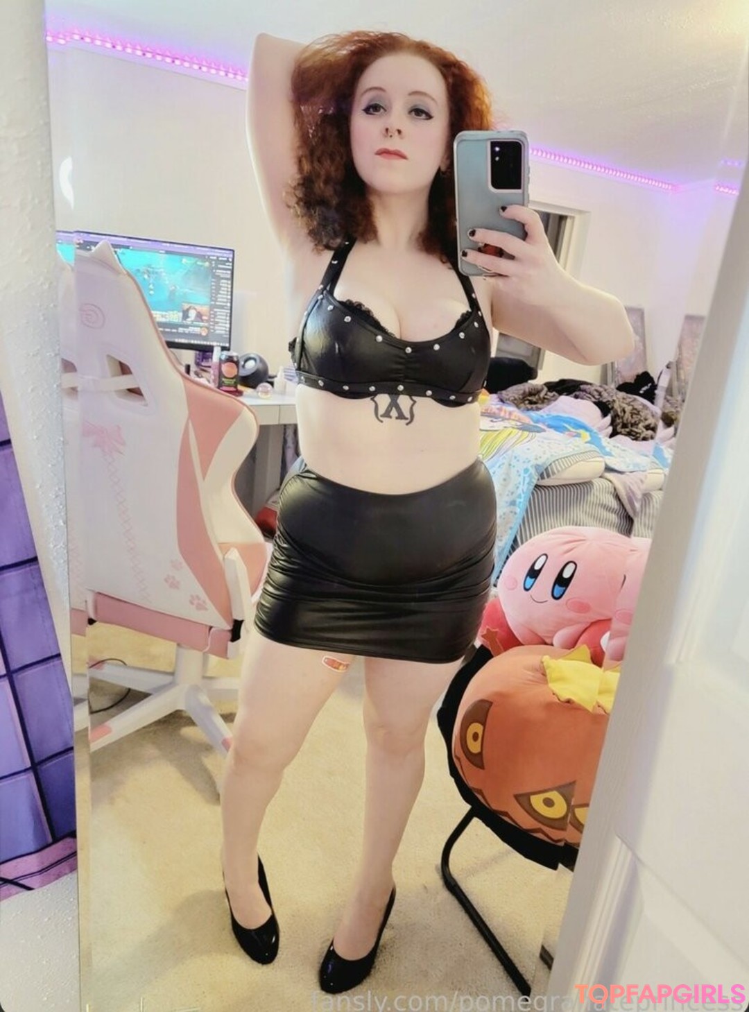 Foto di nudo di fuga di OnlyFans di Pomegranate Princess #8 Foto di nudo di fuga di OnlyFans di Pomegranate Princess #8