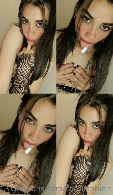 Foto di nudo di fuga di OnlyFans di Carolinableirder