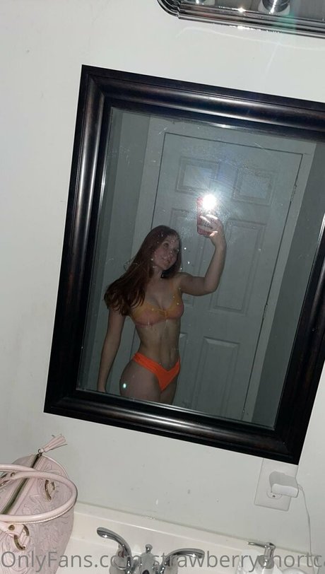 Strawberryshortcakes420