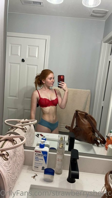 Strawberryshortcakes420