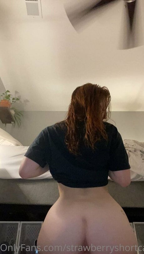Foto di nudo di fuga di OnlyFans di Strawberryshortcakes420