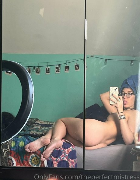Foto di nudo di fuga di OnlyFans di Perfect Mistress