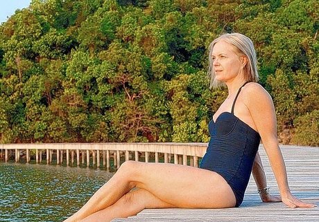 Foto di nudo di fuga di OnlyFans di Mariella Frostrup