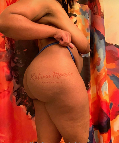 Foto di nudo di fuga di OnlyFans di Katrinamonroefree