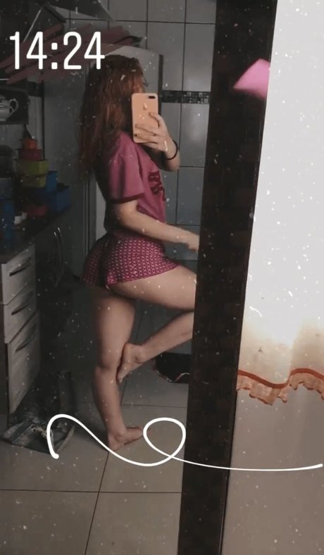 Foto di nudo di fuga di OnlyFans di Cyellenalexandra