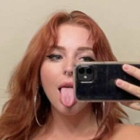 Foto di nudo di fuga di OnlyFans di Raynexoxo