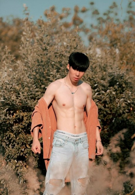 Foto di nudo di fuga di OnlyFans di Bombiemann