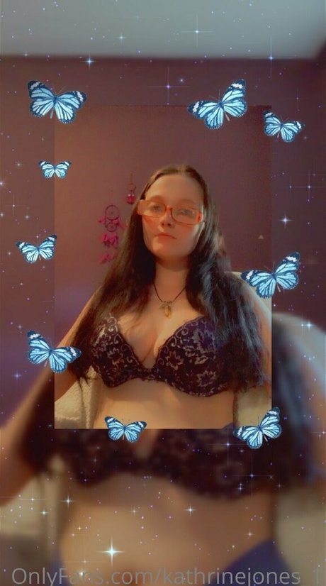 Foto di nudo di fuga di OnlyFans di Kathrinejones1