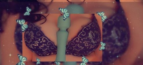 Foto di nudo di fuga di OnlyFans di Kathrinejones1