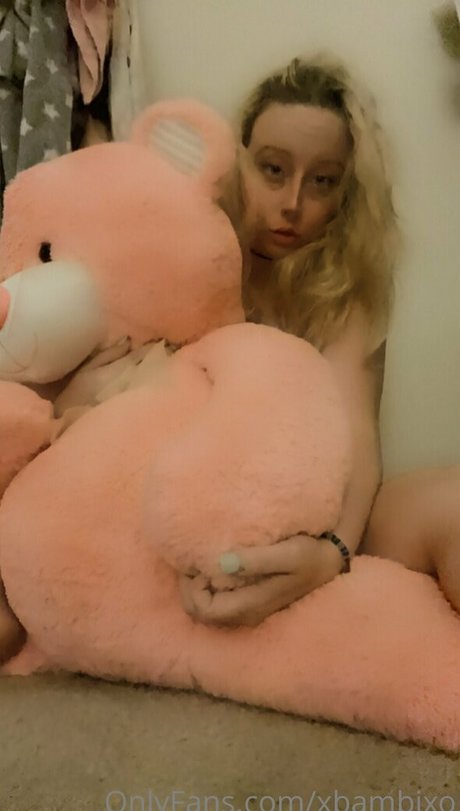 Foto di nudo di fuga di OnlyFans di Xbambixo