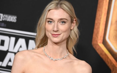 Foto di nudo di fuga di OnlyFans di Elizabeth Debicki