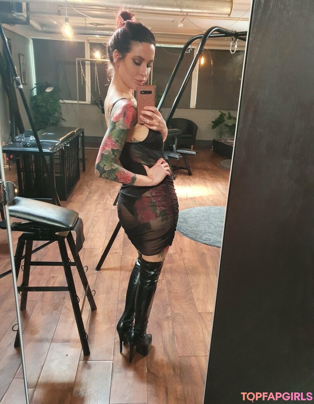 Foto di nudo di fuga di OnlyFans di Adreena Angela #7 Foto di nudo di fuga di OnlyFans di Adreena Angela #7