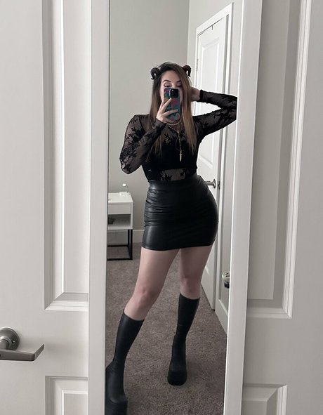 Foto di nudo di fuga di OnlyFans di Sloane Wolf