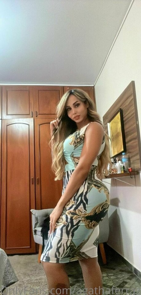 Foto di nudo di fuga di OnlyFans di Agathaferrazz