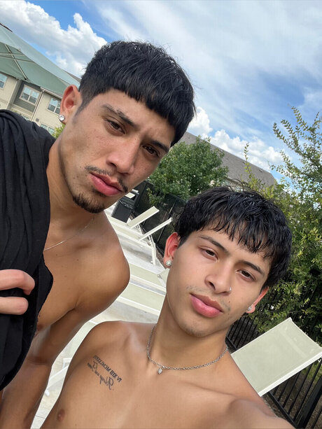 Foto di nudo di fuga di OnlyFans di E