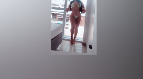 Foto di nudo di fuga di OnlyFans di Jady